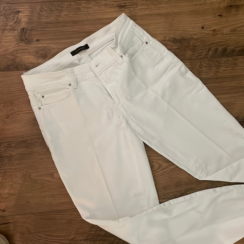 Ann Taylor skinny ankle white jeans size 2